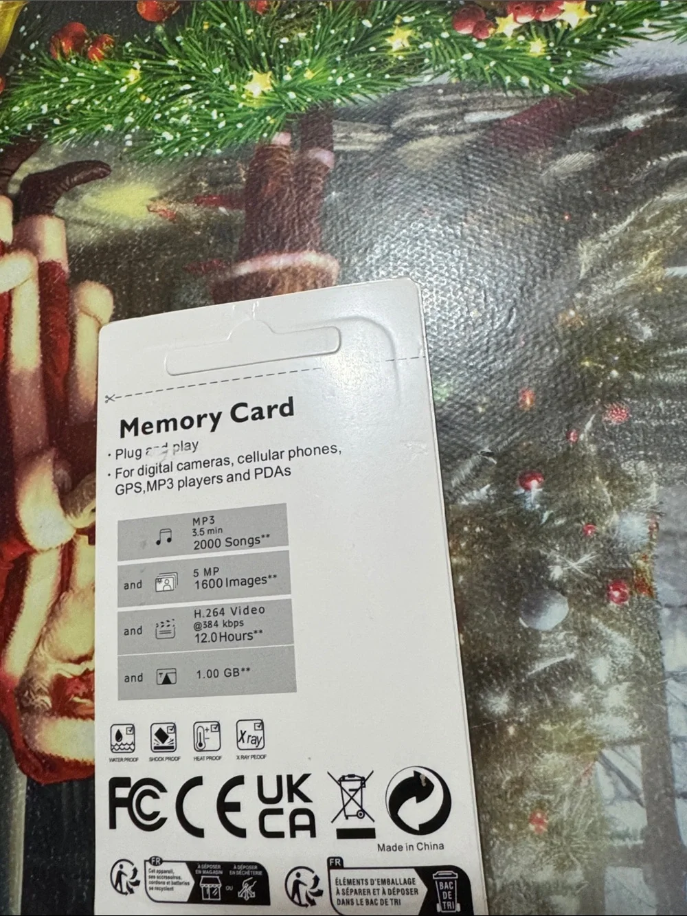 Lenovo Black and Gold 512GB microSD with Adapter
